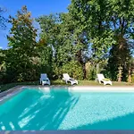 Nyaraló Licht Unter Den Buchen- Marche Urlaub- Privater Pool By Interhome